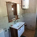بيت خشبي Maiden Water *