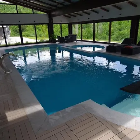 Maiden Water Lodge Σαράγεβο